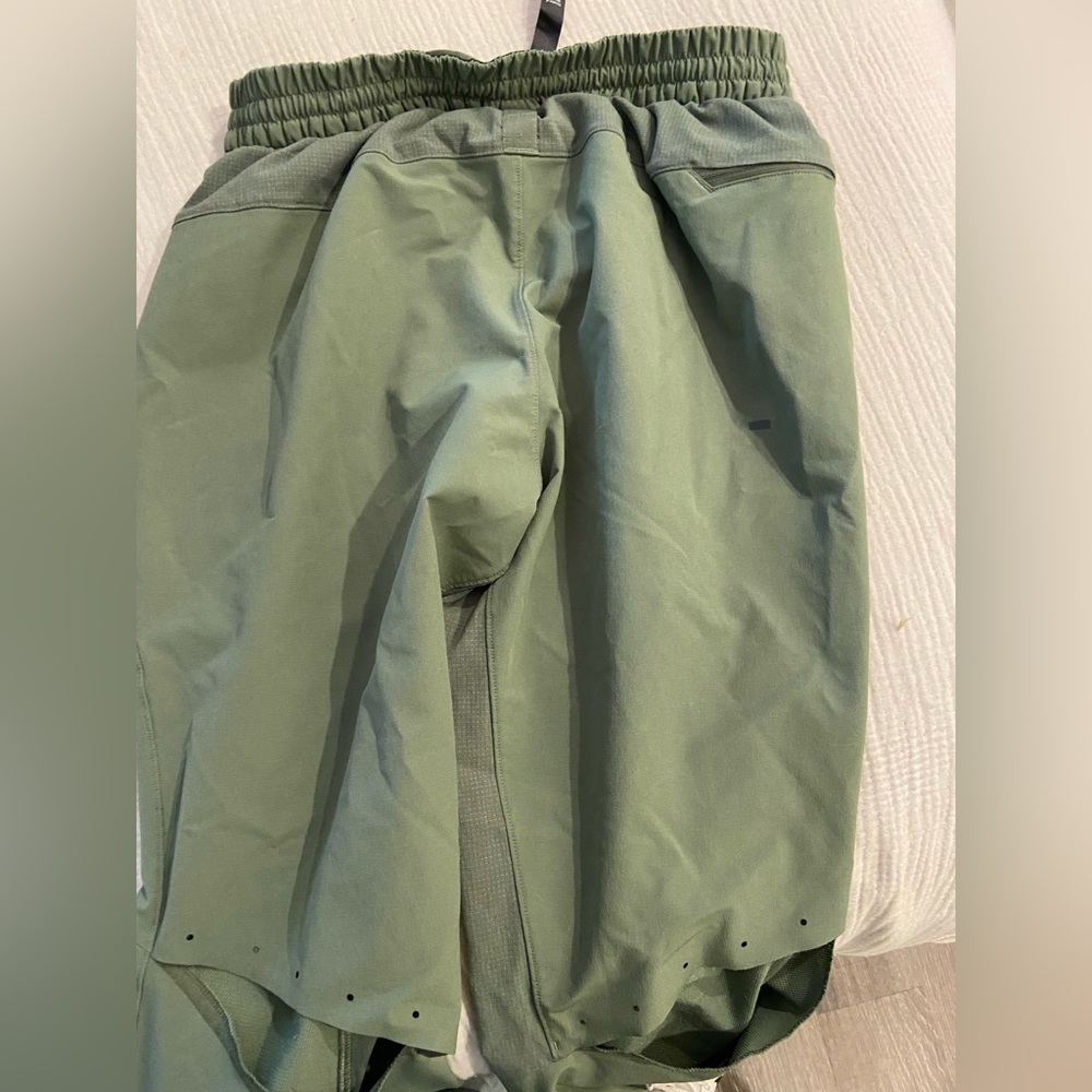 Lululemon ABC Athletic Joggers - Picture 4 of 4